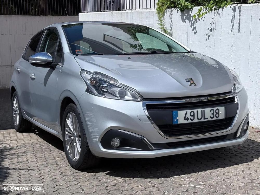 Peugeot 208 1.6 BlueHDi Style - 10