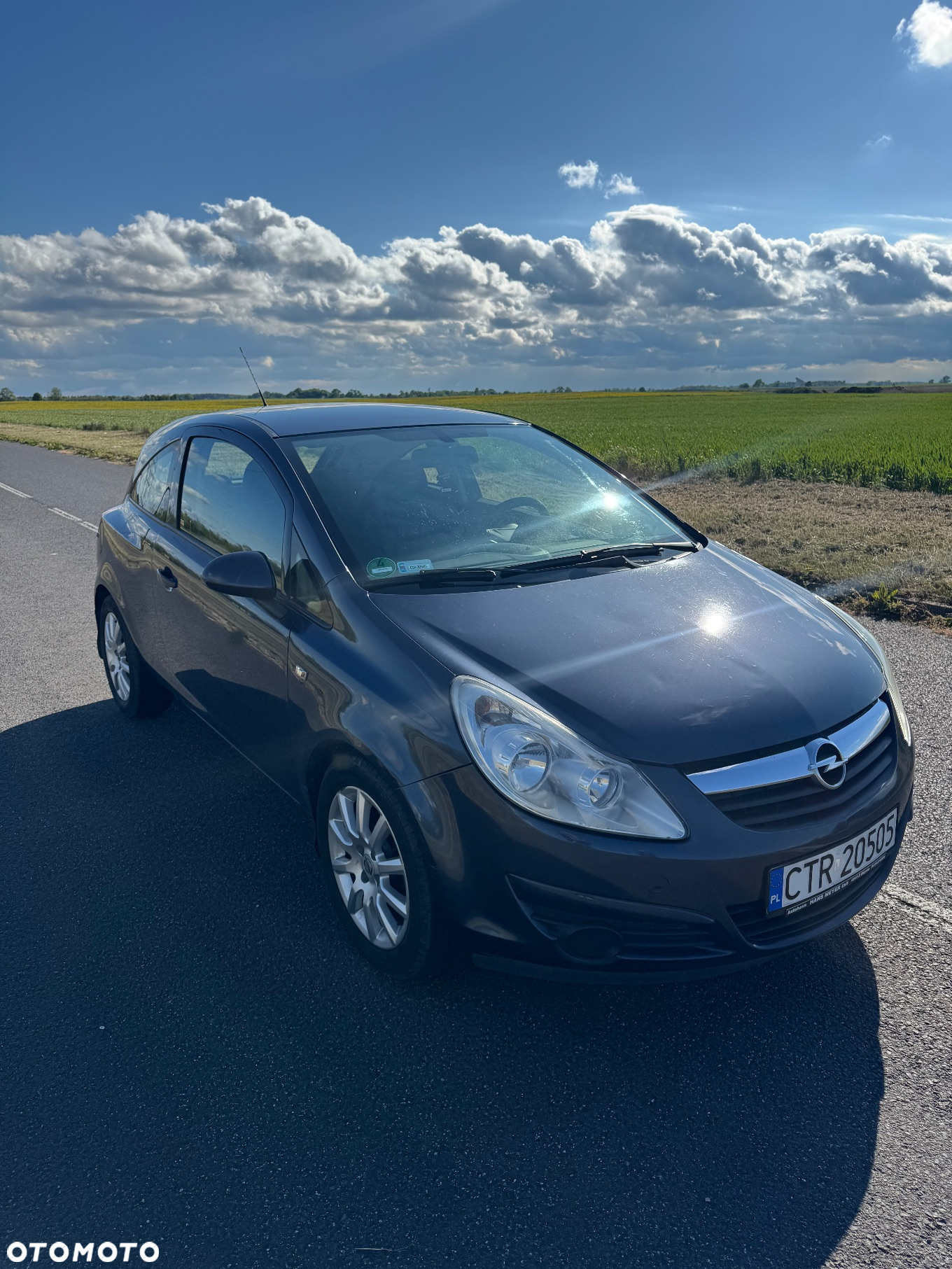 Opel Corsa 1.2 16V Cosmo - 4