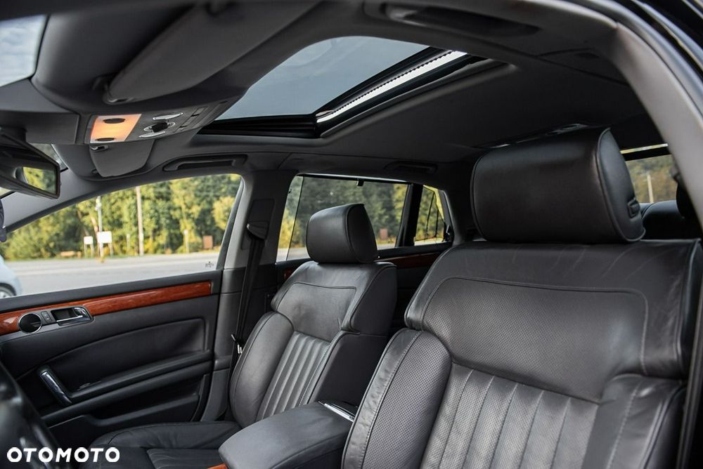 Volkswagen Phaeton - 8