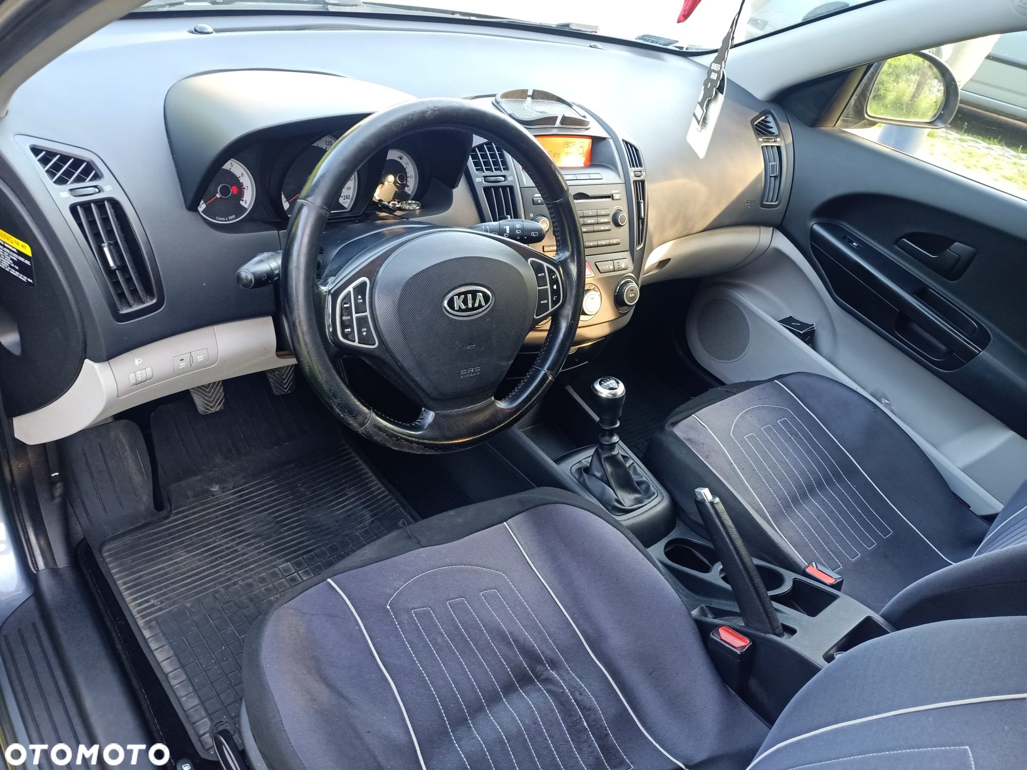 Kia Ceed Cee'd 1.6 Comfort - 11