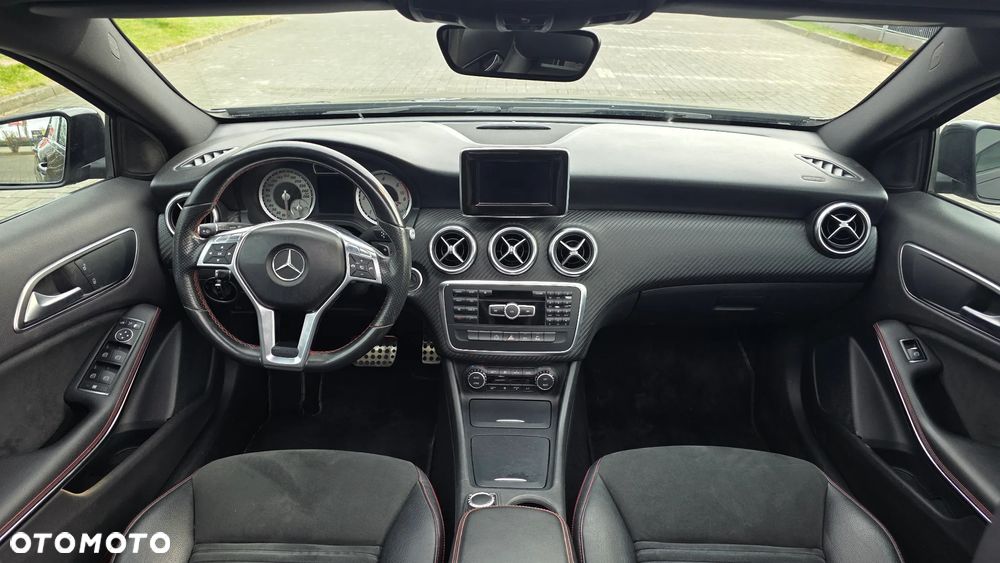 Mercedes-Benz Klasa A 180 CDI 7G-DCT AMG Line - 16