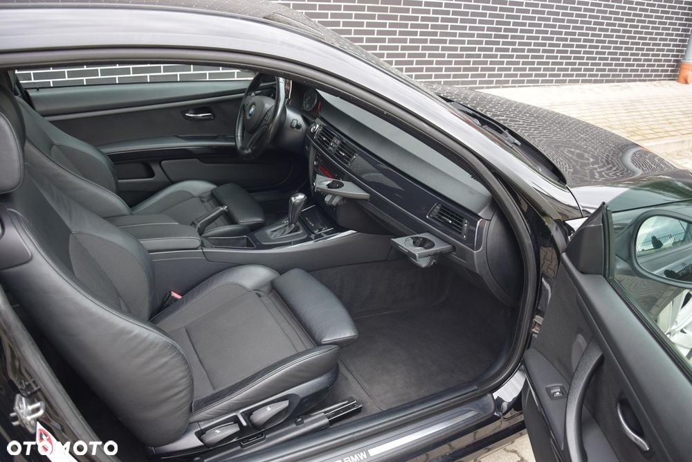 BMW Seria 3 320d M Sport Edition - 8