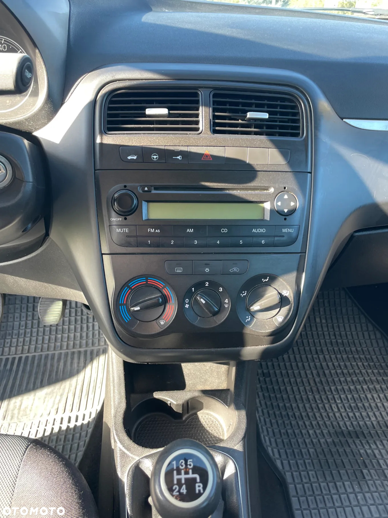 Fiat Grande Punto - 12