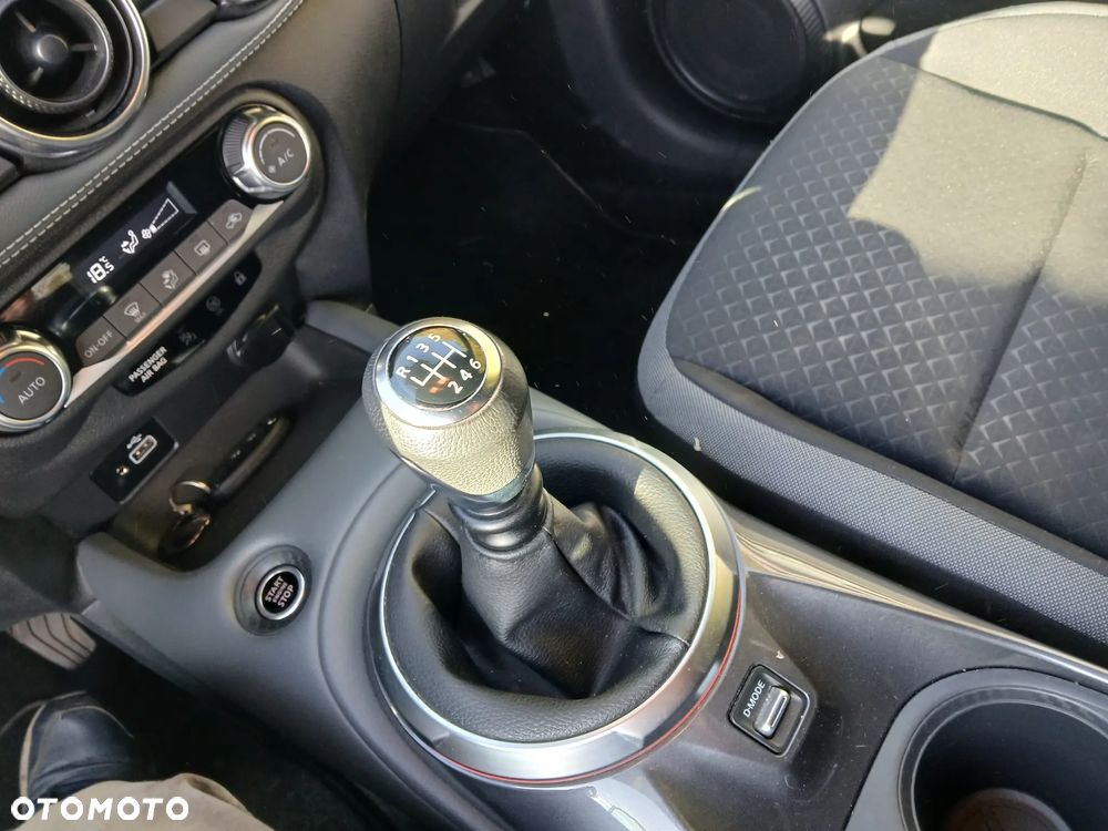 Nissan Juke 1.0 DIG-T N-Connecta - 30