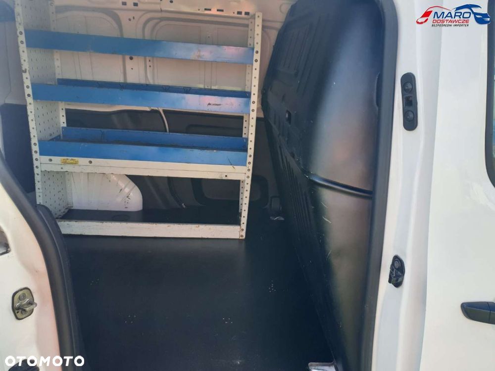 Opel COMBO ZABUDOWA WARSZTATOWA - 22