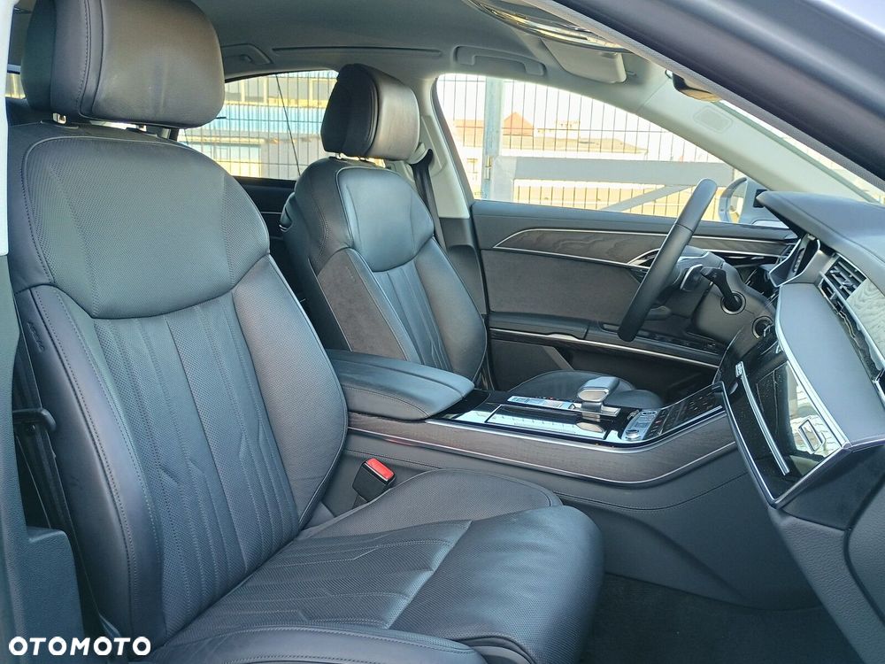 Audi A8 - 26