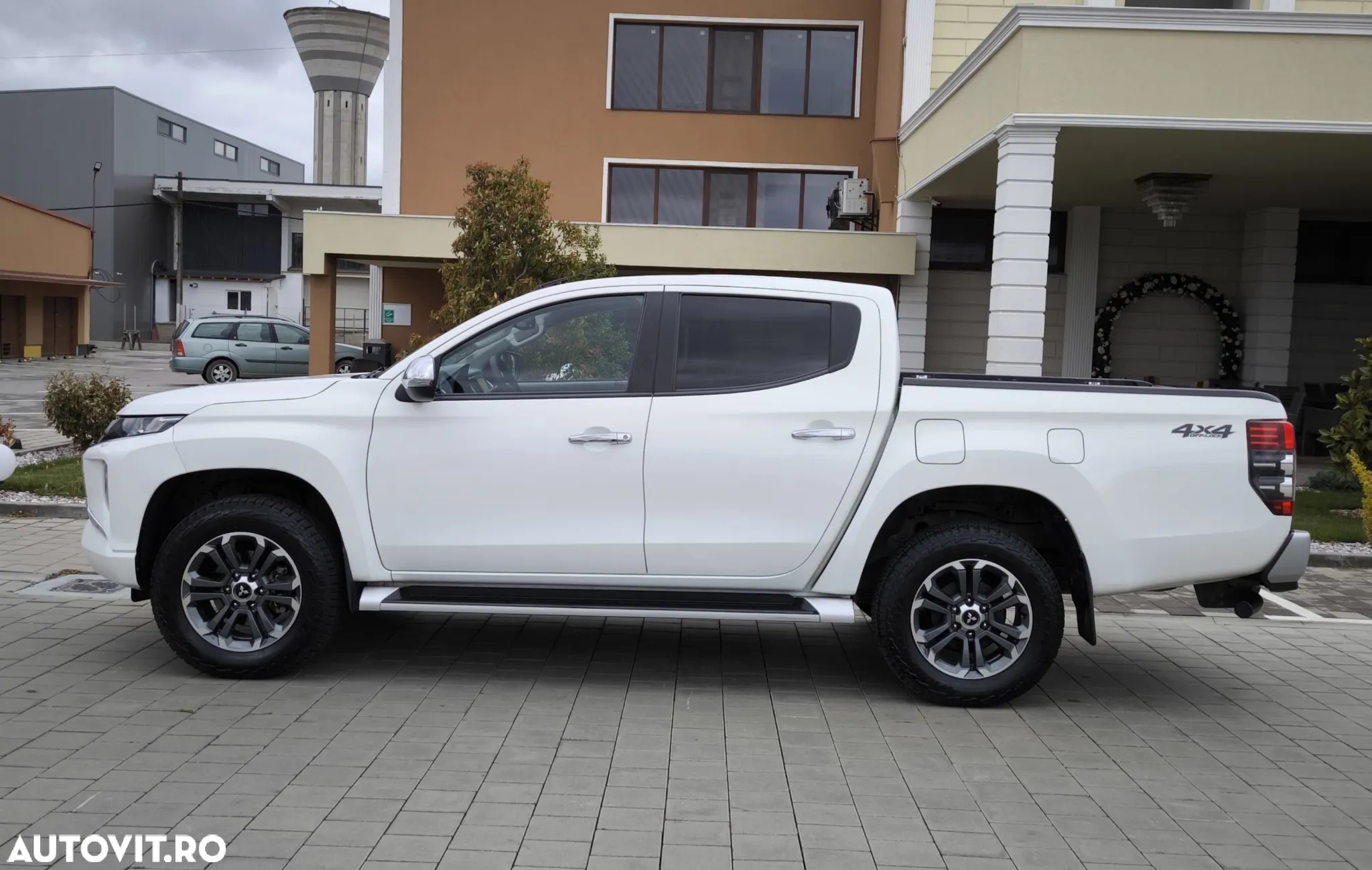 Mitsubishi L200 Pick Up 4x4 S&S Double Cab Spirit - 6