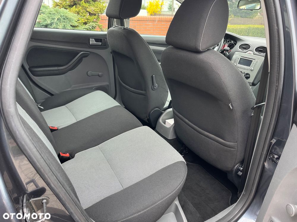Ford Focus 1.6 TDCi cDPF Silver X - 14