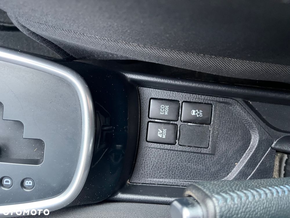 Toyota Yaris Hybrid 100 Selection - 10