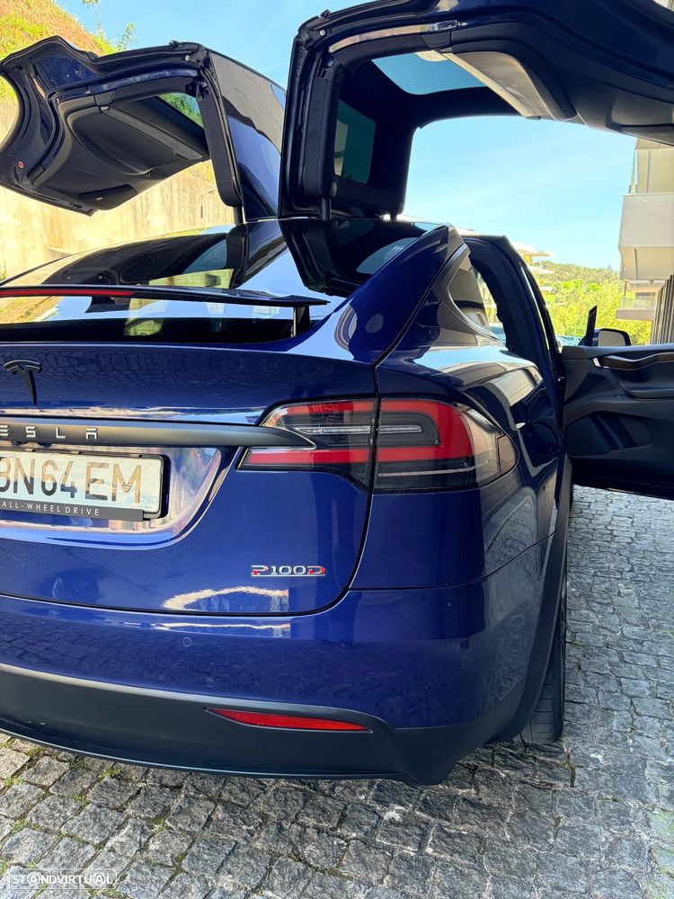 Tesla Model X P100D - 7