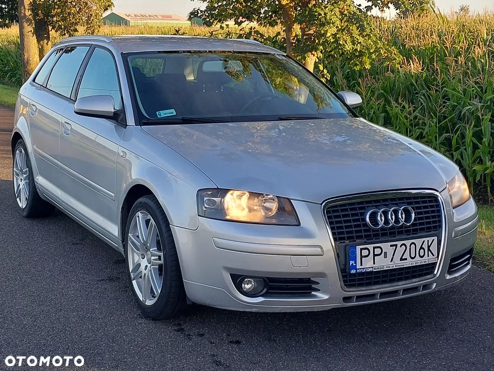 Audi A3 Sportback 2.0 TDI Ambiente S tronic - 1