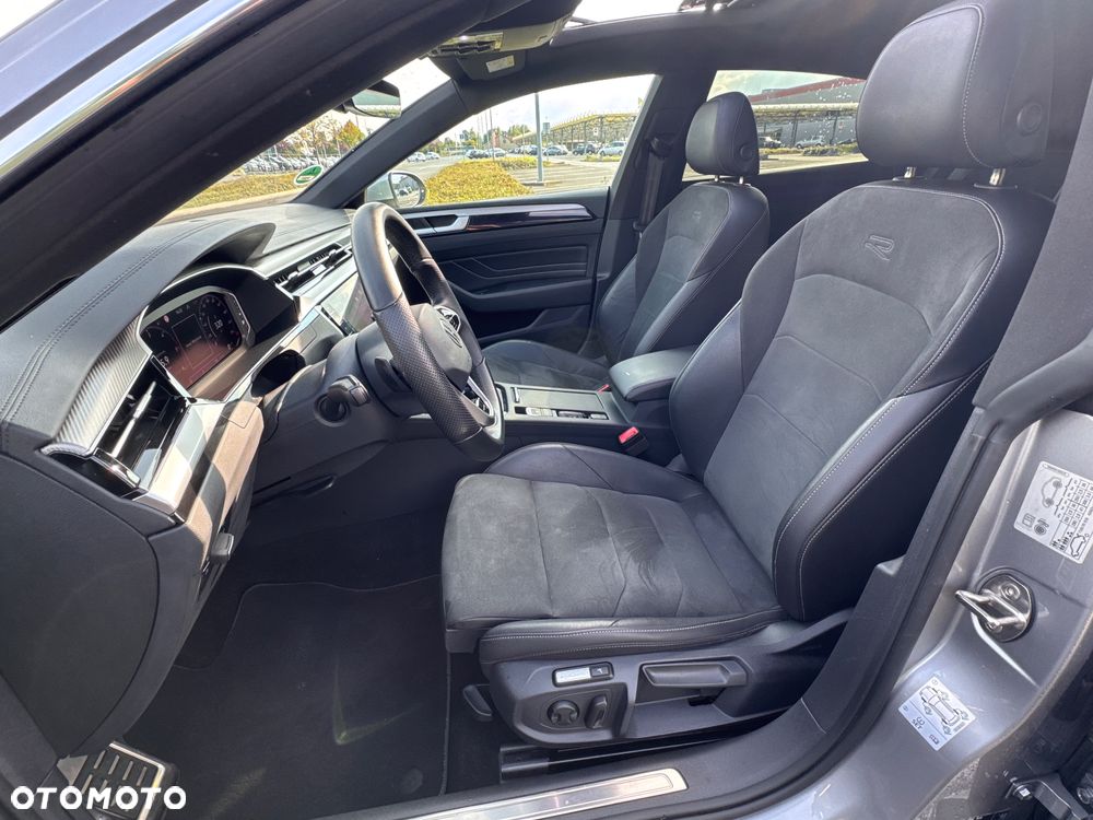 Volkswagen Arteon 2.0 TDI R-Line DSG - 26