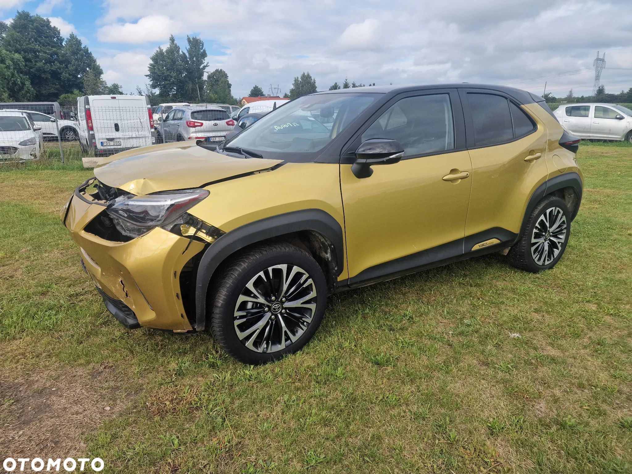 Toyota Yaris Cross Hybrid 1.5 Comfort - 1