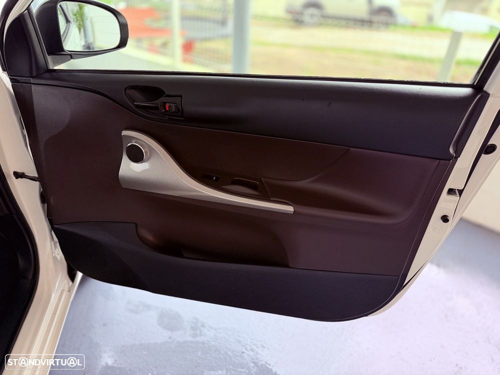 Toyota iQ 1.0 N collection - 22