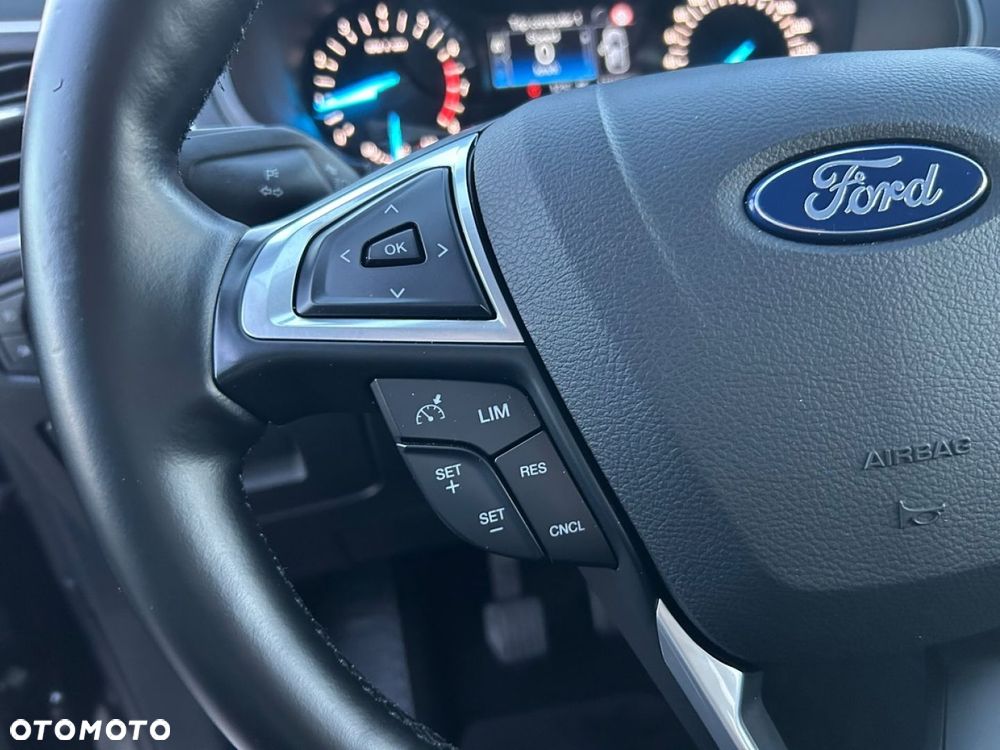 Ford S-Max - 19