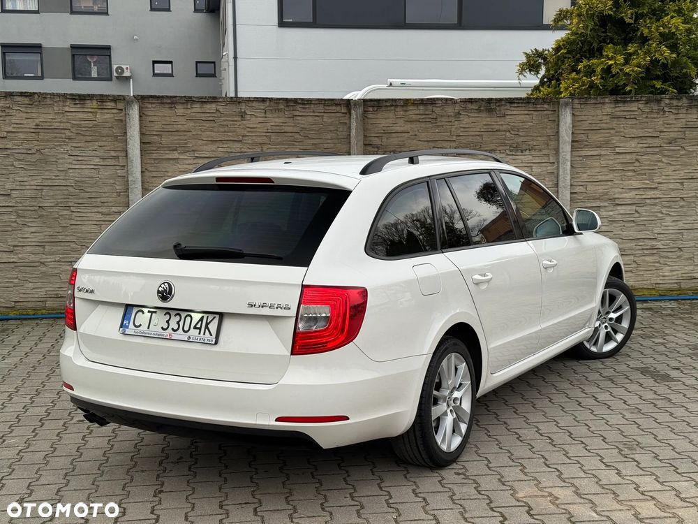 Skoda Superb 1.6 TDI Active Greenline - 4
