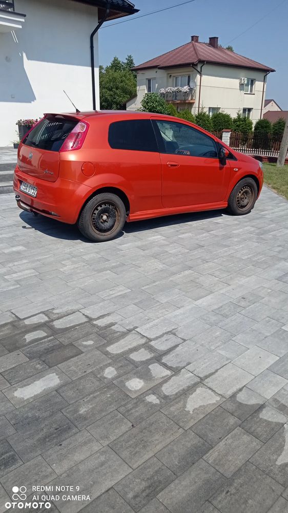 Fiat Grande Punto 1.9 Multijet 8V Emotion - 6