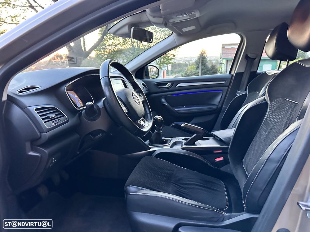 Renault Mégane 1.5 dCi Intens - 21