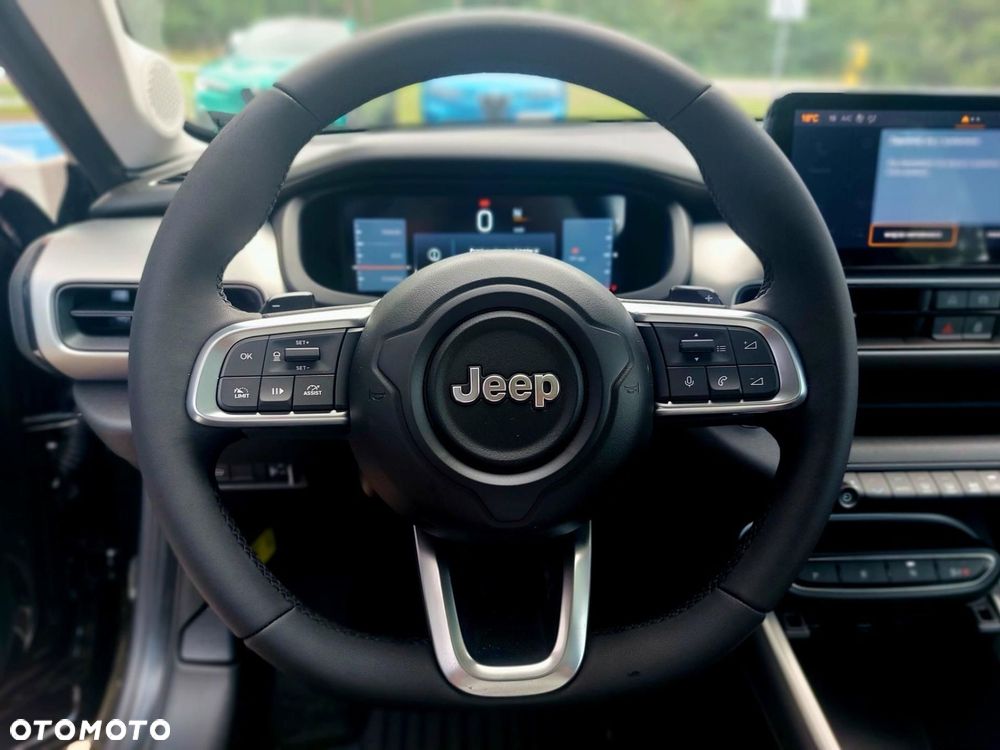 Jeep Avenger 1.2 T3 mHEV Altitude FWD eDCT6 - 18