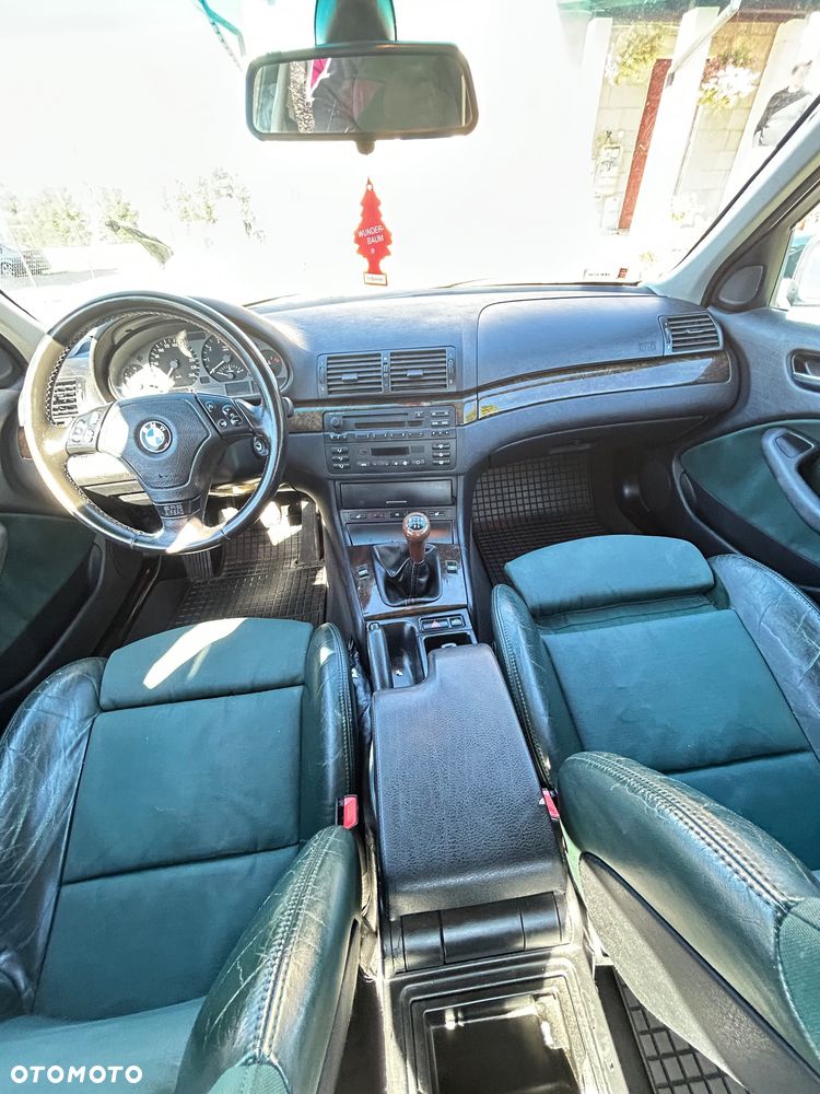 BMW Seria 3 328i - 7