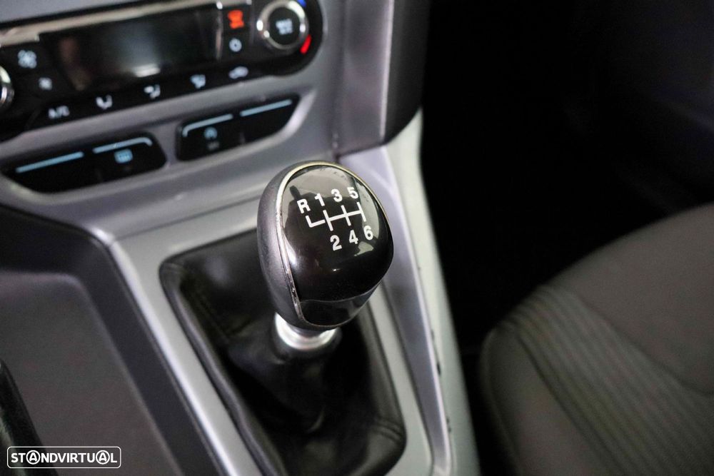 Ford Focus SW 1.6 TDCi Trend - 28