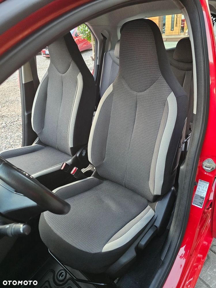 Toyota Aygo 1.0 VVT-i Black Edition - 22