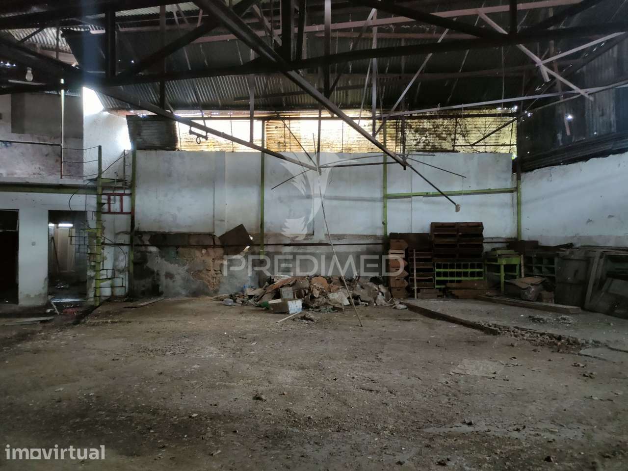 Armazém para Recuperar - Alcanhões, Santarém - Grande imagem: 5/15
