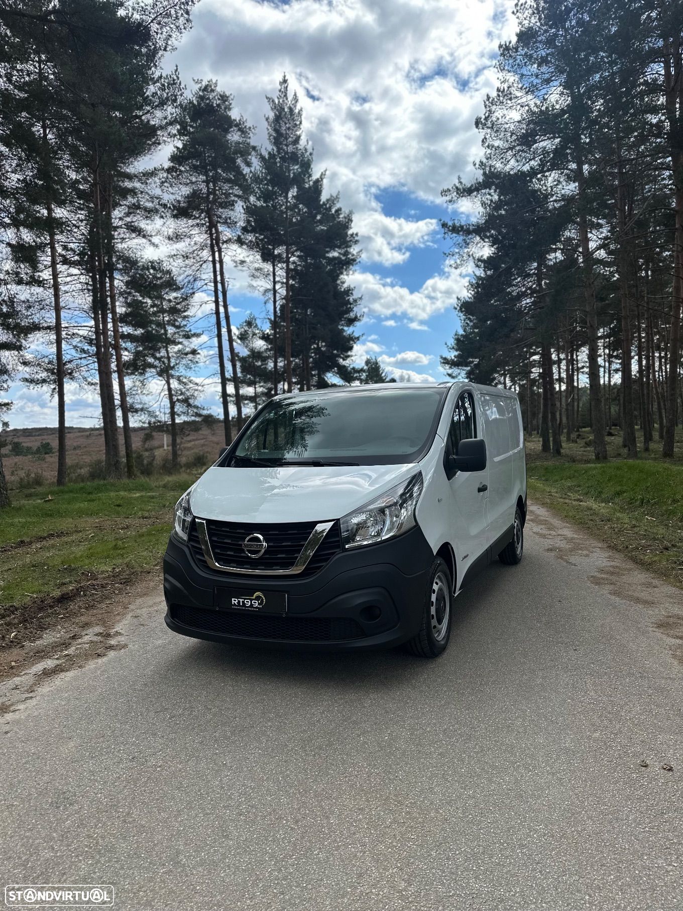 Nissan NV300 - 1