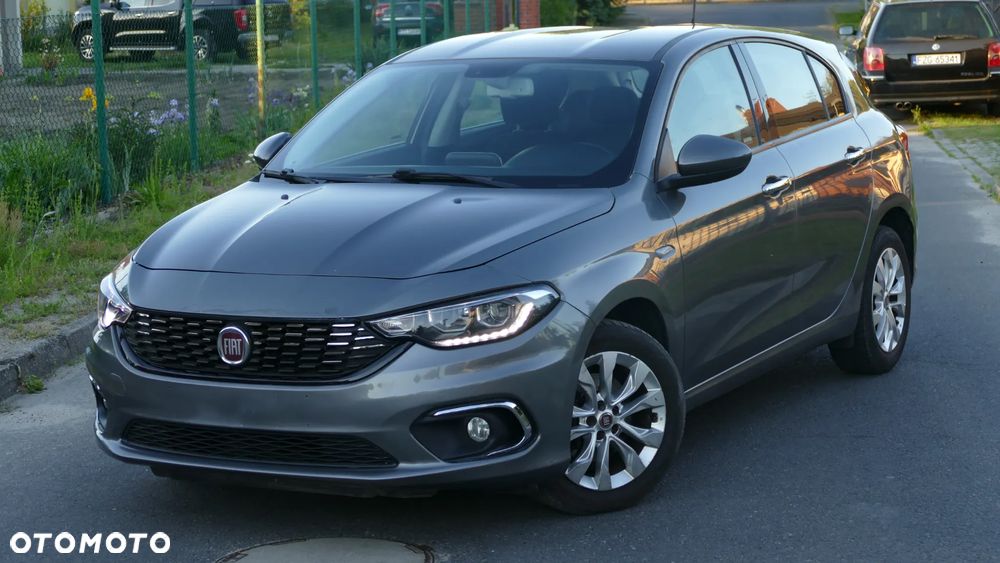 Fiat Tipo 1.4 16v Lounge EU6d - 5