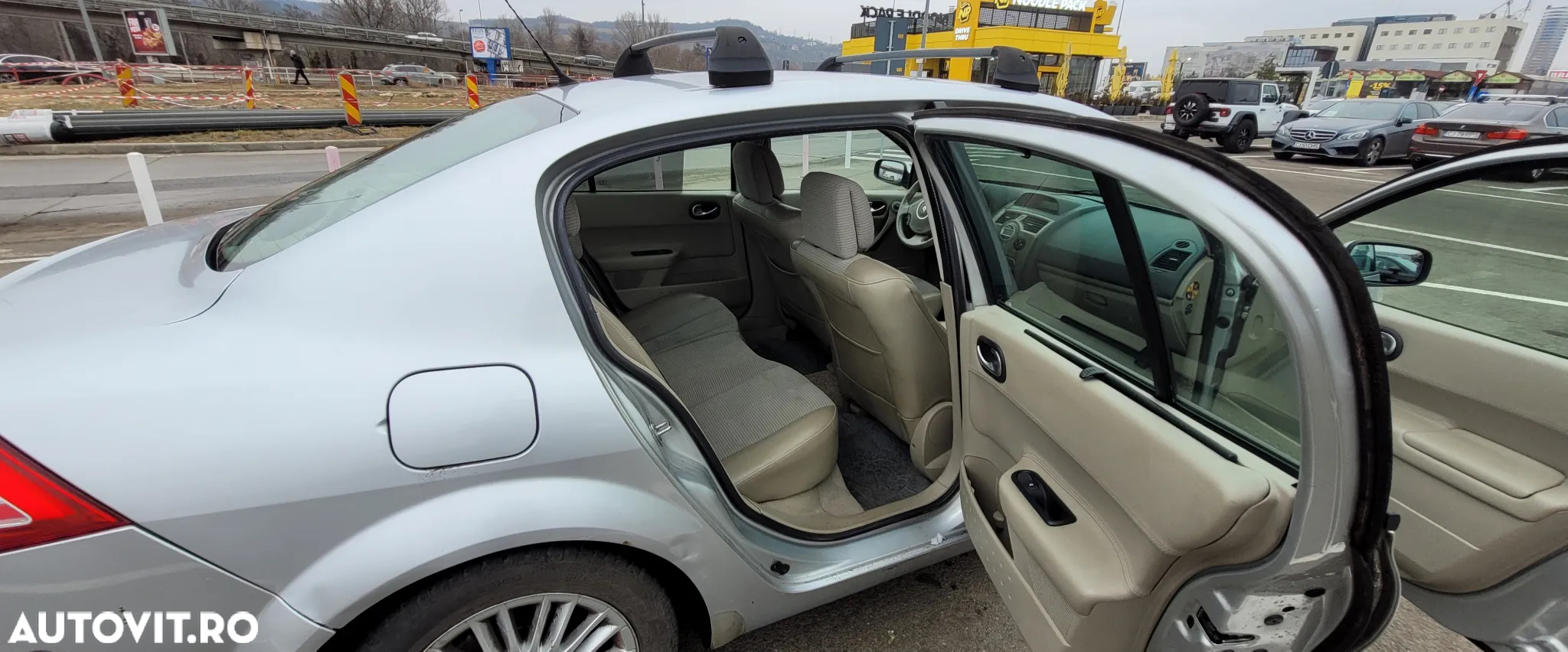Renault Megane II Sedan 1.6 Influence - 5