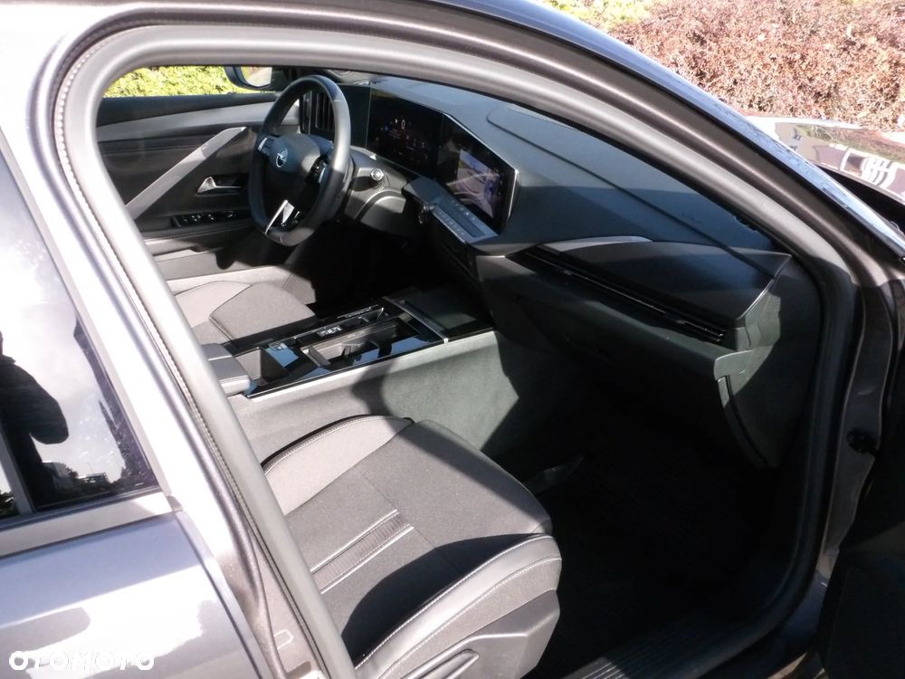 Opel Astra 1.2 T GS S&S - 14