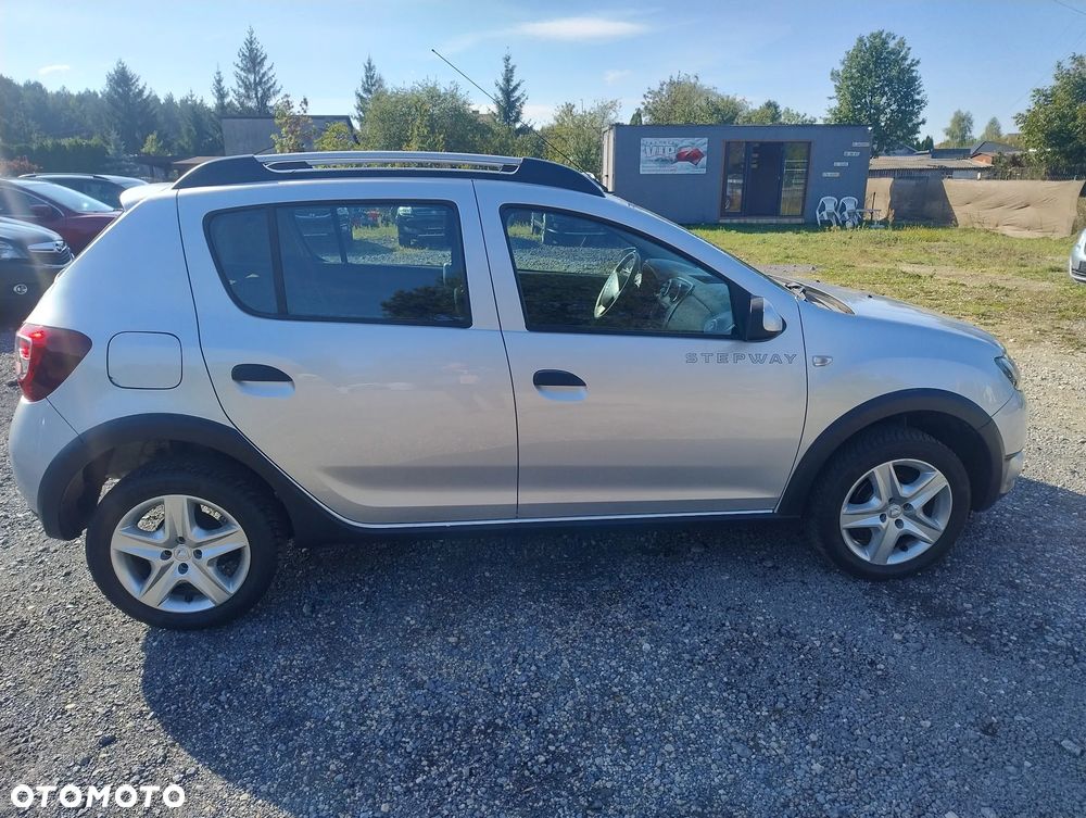 Dacia Sandero 0.9 TCe Laureate S&S - 5