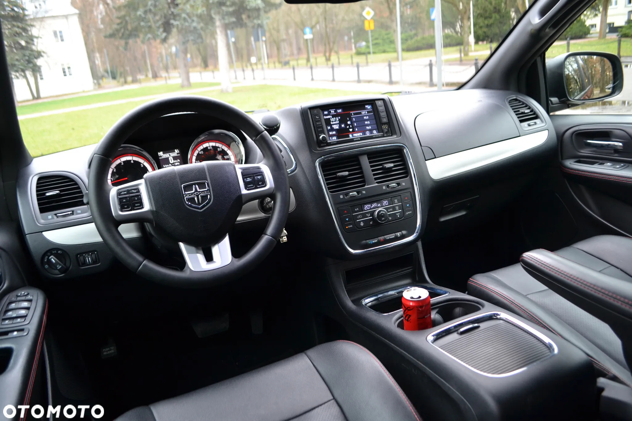 Dodge Grand Caravan - 15
