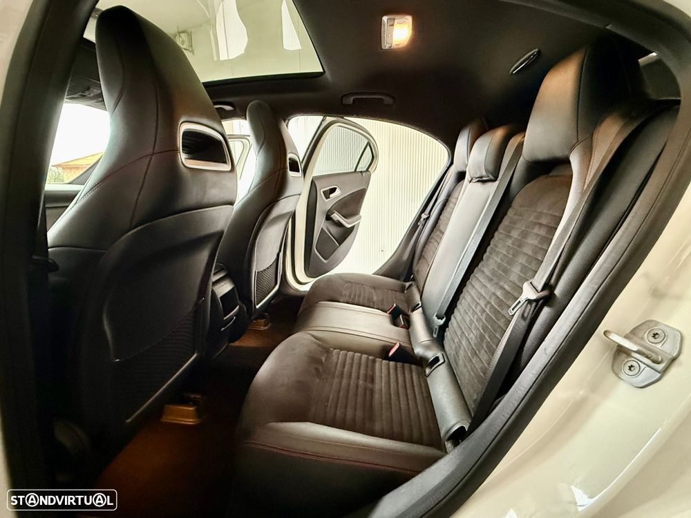 Mercedes-Benz A 180 d AMG Line Aut. - 21