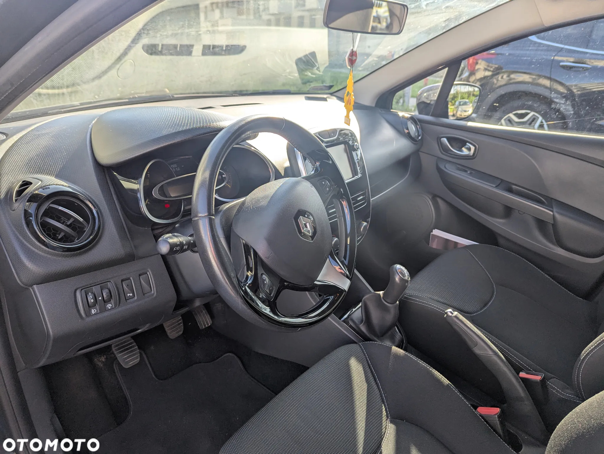 Renault Clio - 5