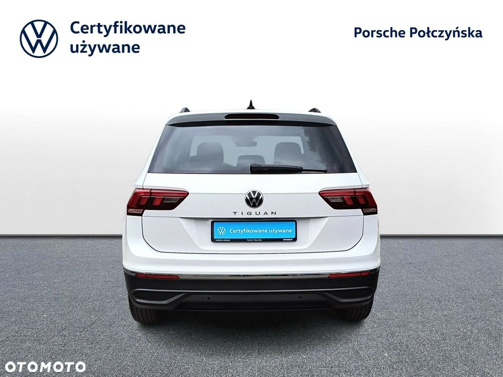 Volkswagen Tiguan - 4