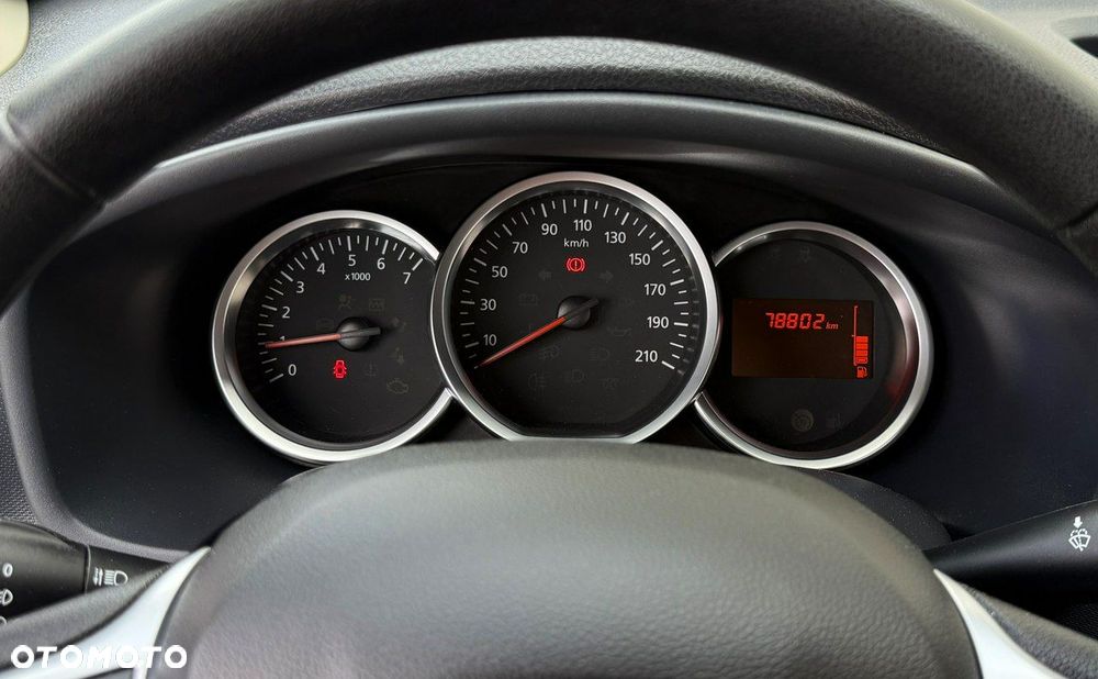 Dacia Sandero SCe 75 Essential - 24