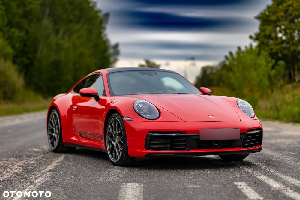 Porsche 911 Carrera 4S - 8