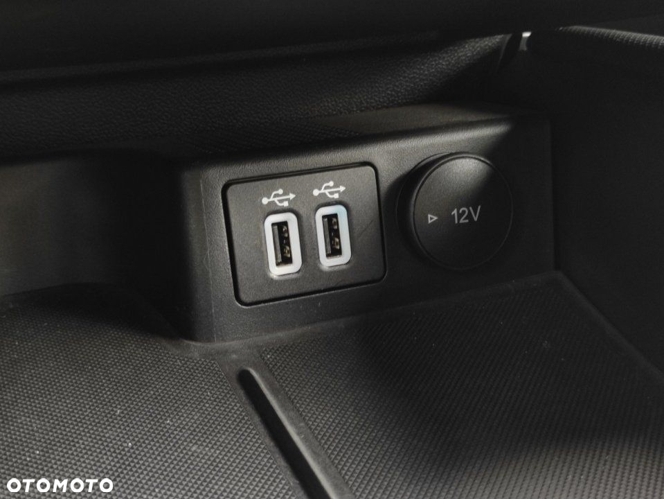 Ford Focus - 28
