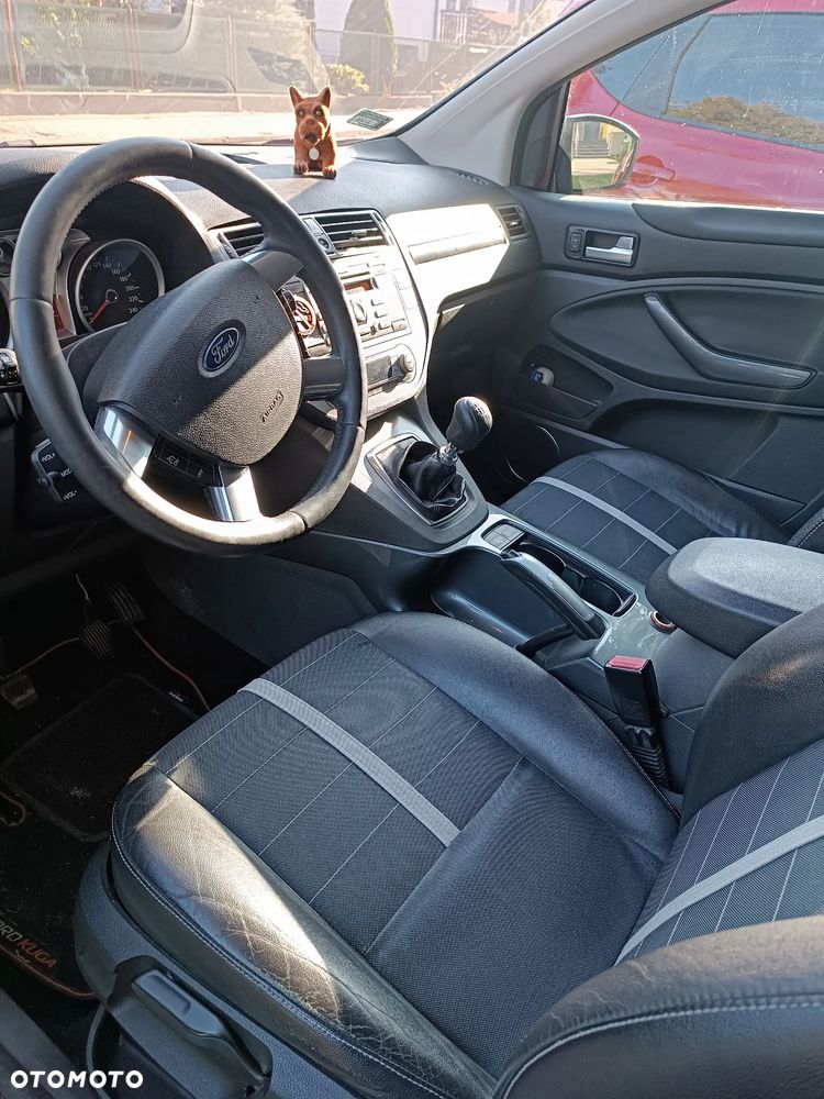 Ford Kuga 2.0 TDCi 4x4 Trend - 2