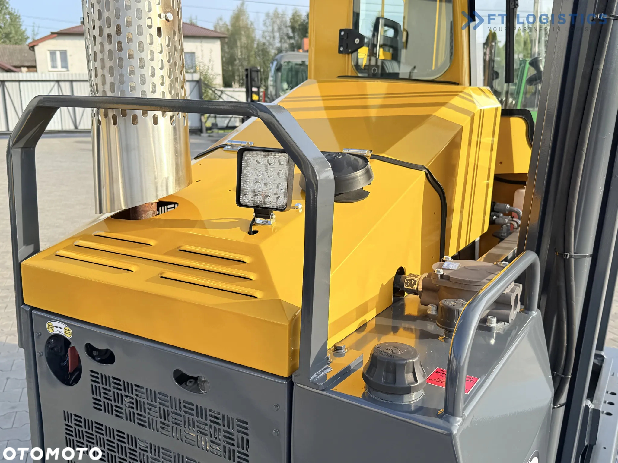 Combilift WÓZEK CZTEROKIERUNKOWY - WIELOKIERUNKOWY C4000 / GAS / DUPLEX 4500MM /JEDYNE 6604 MOTOGODZIN /  PRZESUW WIDEŁ / PEŁNA KABINA / STAN IDEALNY / Szeroka oferta wózków czterokierunkowych i bocznych, dopasowanych do różnorodnych potrzeb i zastosowań - 6