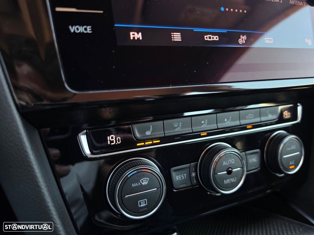 VW Arteon 2.0 TDI Elegance DSG - 27