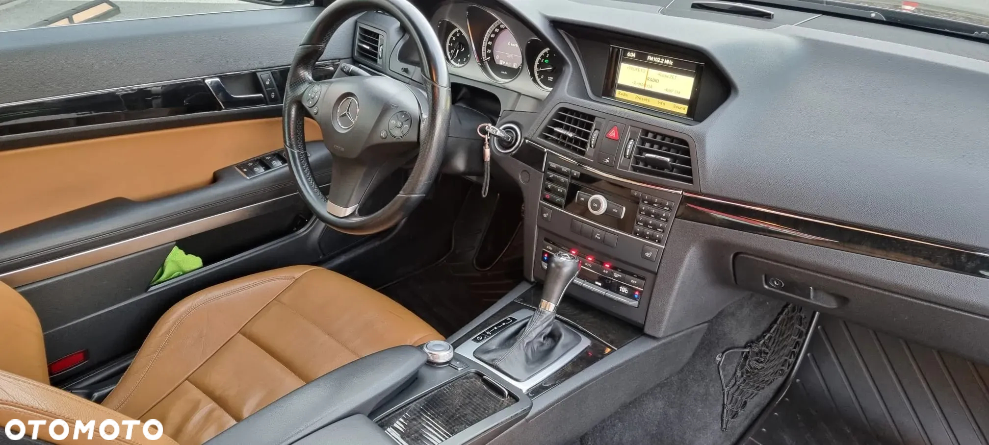 Mercedes-Benz Klasa E 250 CGI BlueEffICIENCY - 13