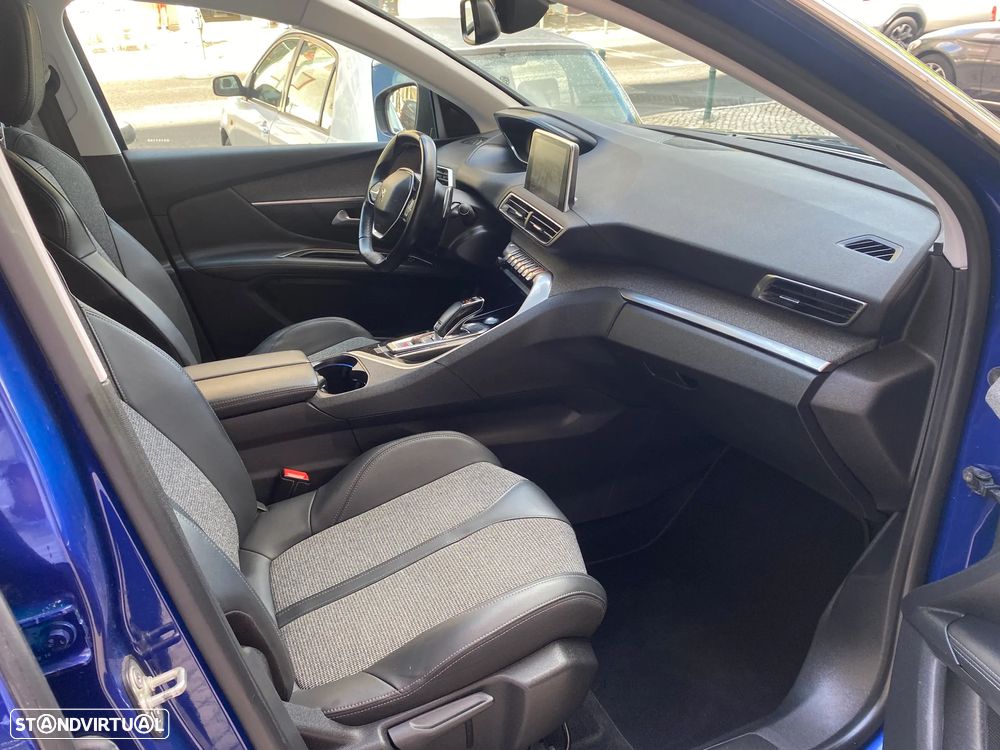 Peugeot 3008 PureTech 130 Stop & Start GPF EAT8 Allure - 27