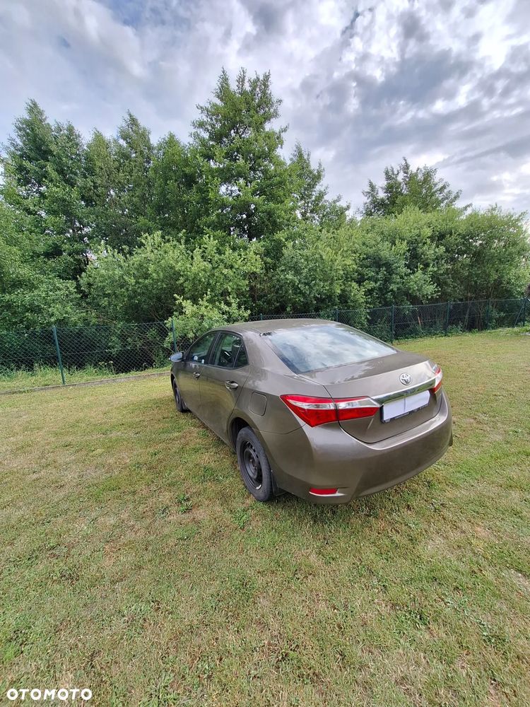 Toyota Corolla 1.6 Active - 4