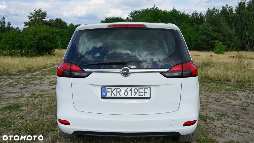 Opel Zafira - 4