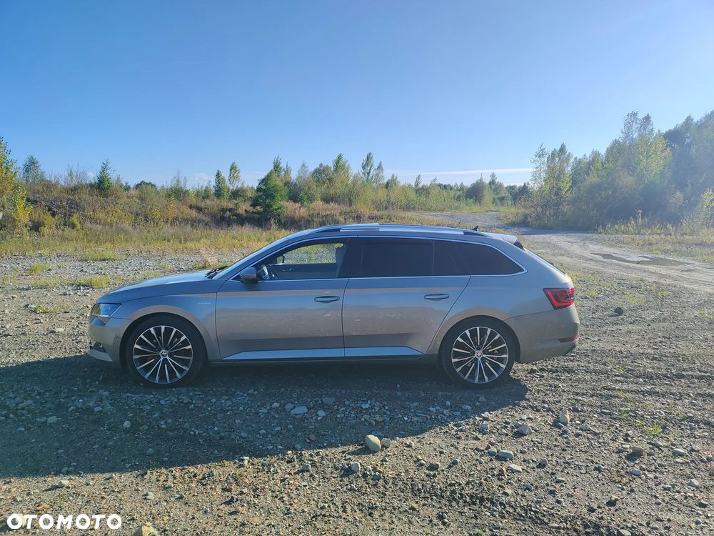 Skoda Superb 2.0 TDI 4x4 L&K DSG - 6