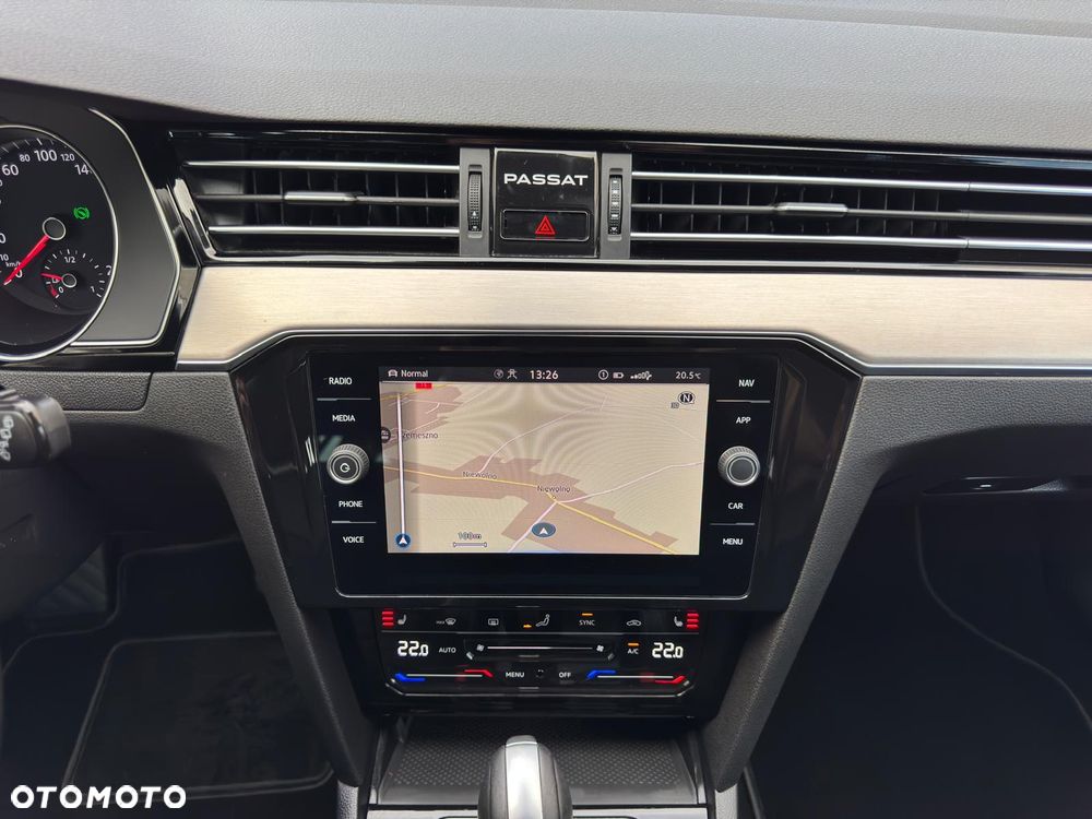 Volkswagen Passat Variant 1.5 TSI EVO Elegance DSG - 24