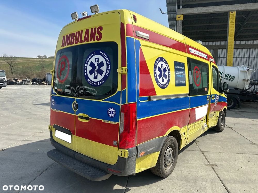 Mercedes-Benz SPRINTER - 5