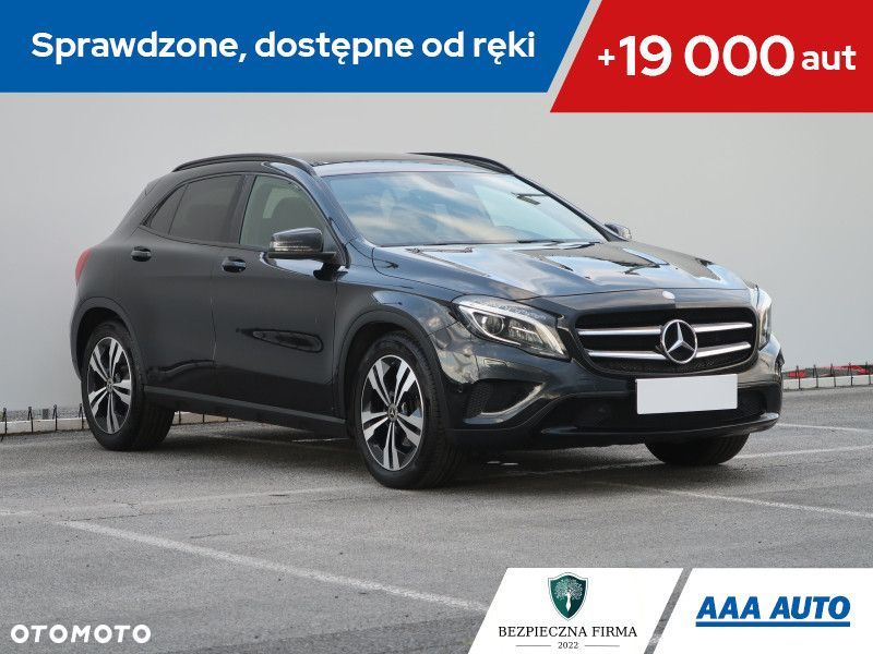 Mercedes-Benz GLA - 1